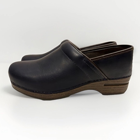 Dansko XP Clogs | Blue Leather Slip Resistant Comfort Shoes Women's Size 8.5/9.0 - Picture 1 of 13